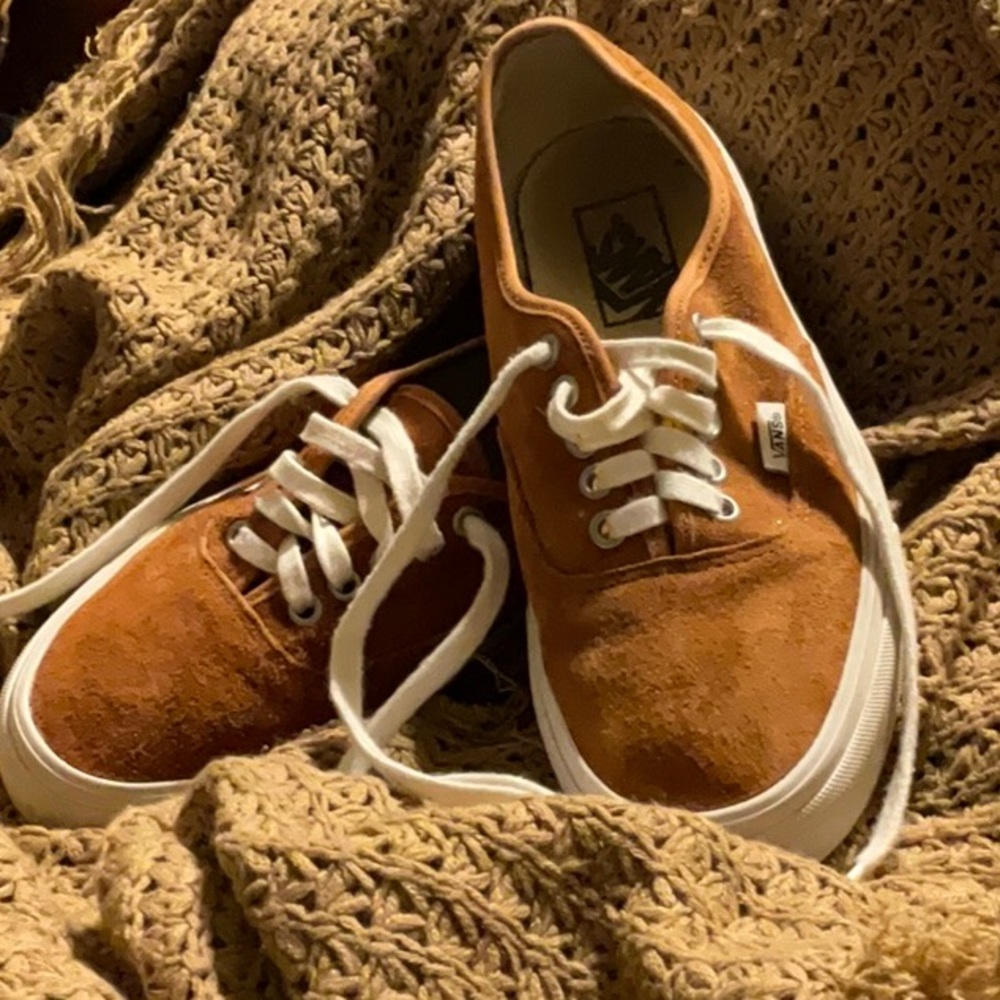 VANS suede brown shoes . Size 8 women/ 6.5 mens